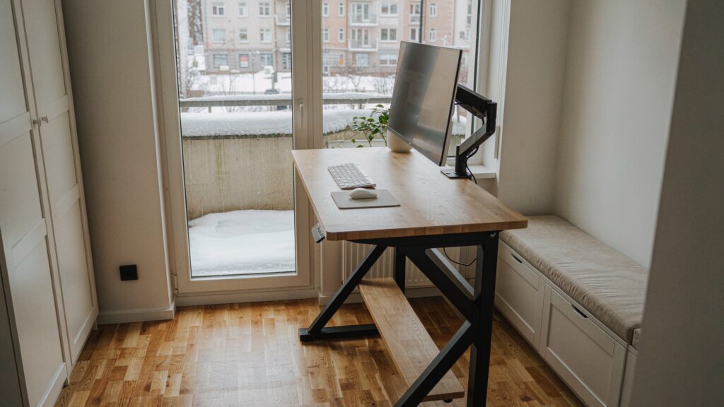 FlexiSpot E6 Max Review: The Sweet Spot for Bamboo Standing Desks? — testing notes
