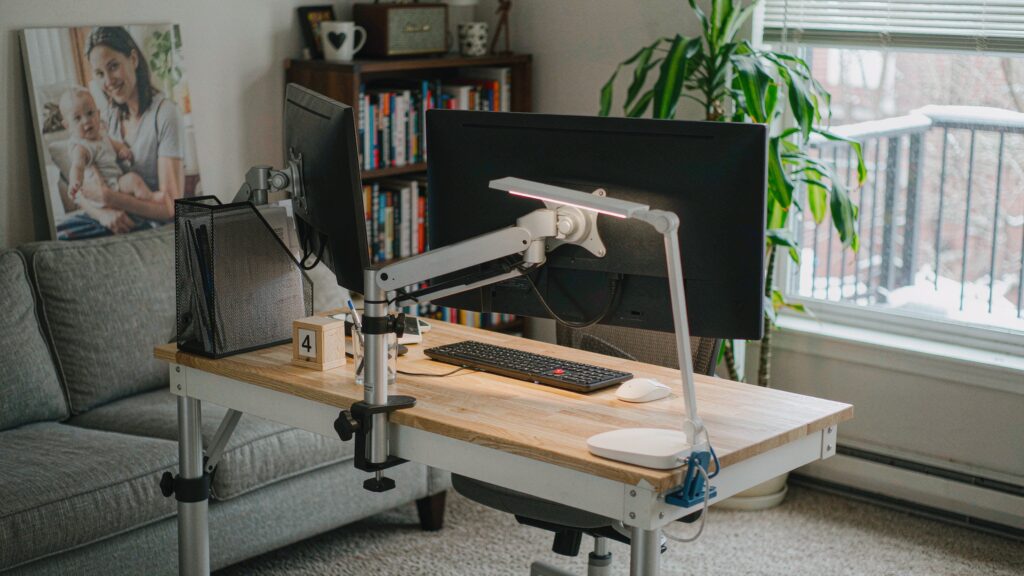 FlexiSpot 40-Inch Electric Desk Converter Review: Power Meets Price — testing notes