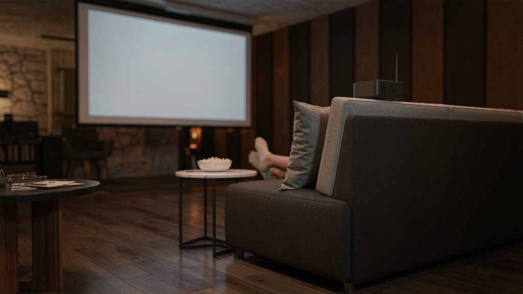 Hollyland Astra P1 Review: Broadcast-Grade 4K60 Without a Crew — testing notes