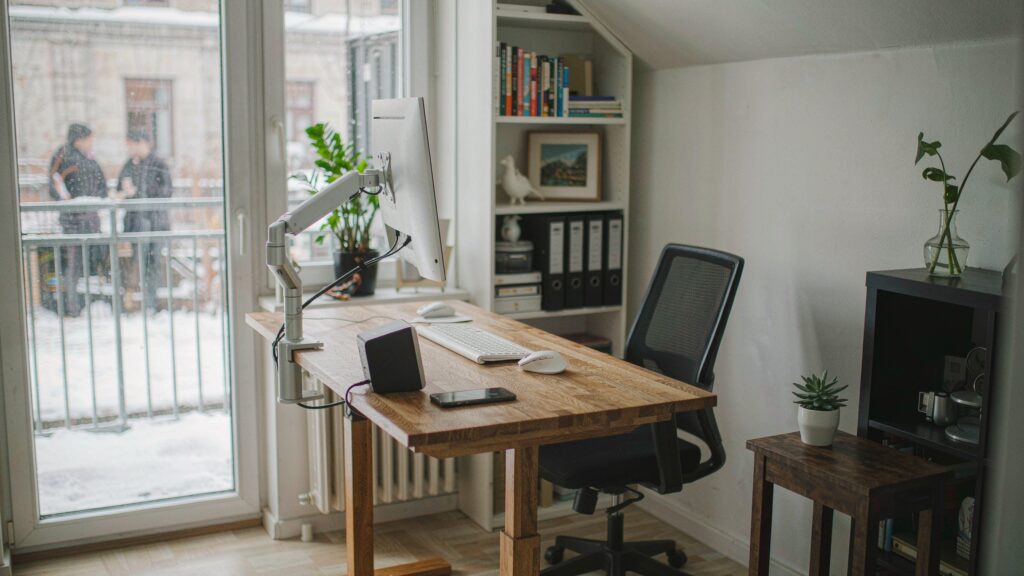 PEGZONE Dual Monitor Arm Review: Heavy-Duty Ultrawide Rig on a Budget — testing notes
